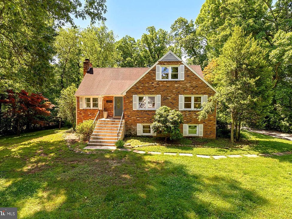 1st image of 45383 Persimmon Ln