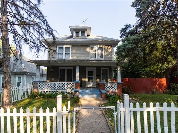 1325 S 22nd St, Saint Joseph, MO 64507