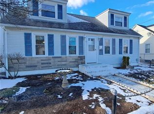 120 Clews St, Pawtucket, RI 02861