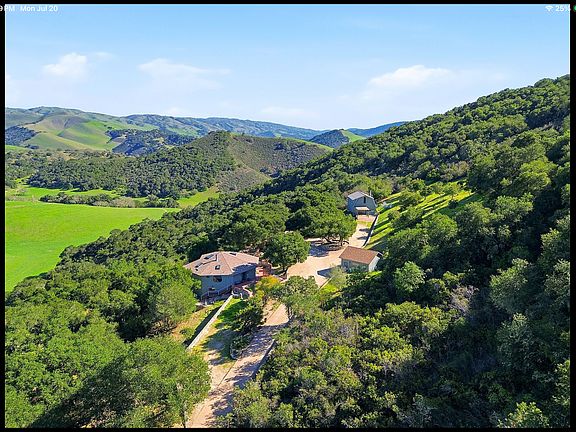4th image of 31420 Via La Naranga #A