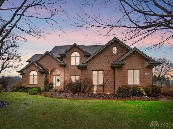 660 Southern Belle Blvd, Dayton, OH 45434