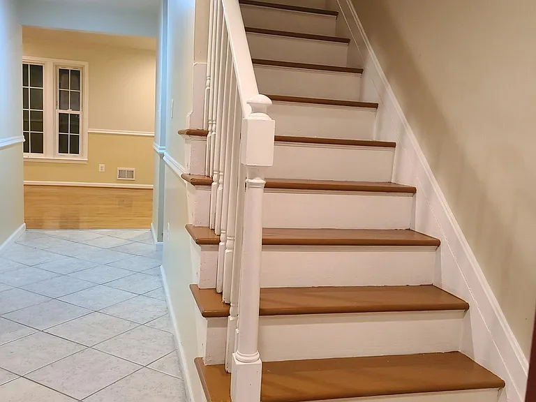 8219 McClelland Pl — Photo 9