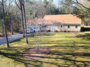 70 Leonard Dr, Osterville, MA 02655