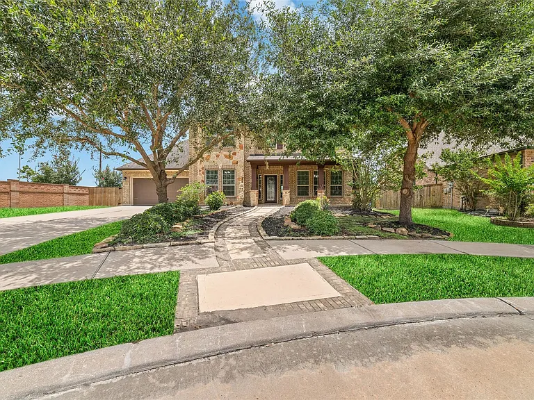 23203 Mirtillo Ct — Photo 2
