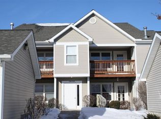 1376 Heatherwood Ln, Ann Arbor, MI 48108