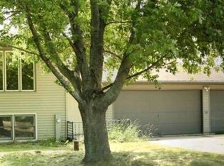 1420 N Scharine Rd, Avalon, WI 53505