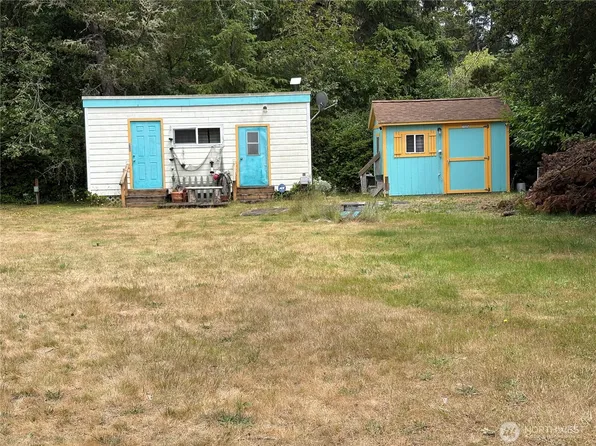 28318 Q Street, Ocean Park, WA 98640