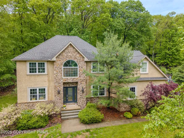 803 Birch Ave, Pen Argyl, PA 18072