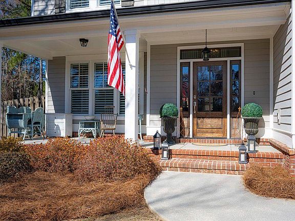 2nd image of 232 Dixon Court
