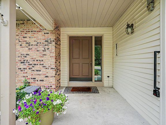 3rd image of 4213 Oakmede Ln #120D