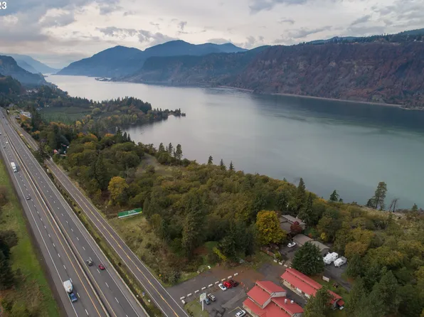 4150 Westcliff Dr, Hood River, OR 97031