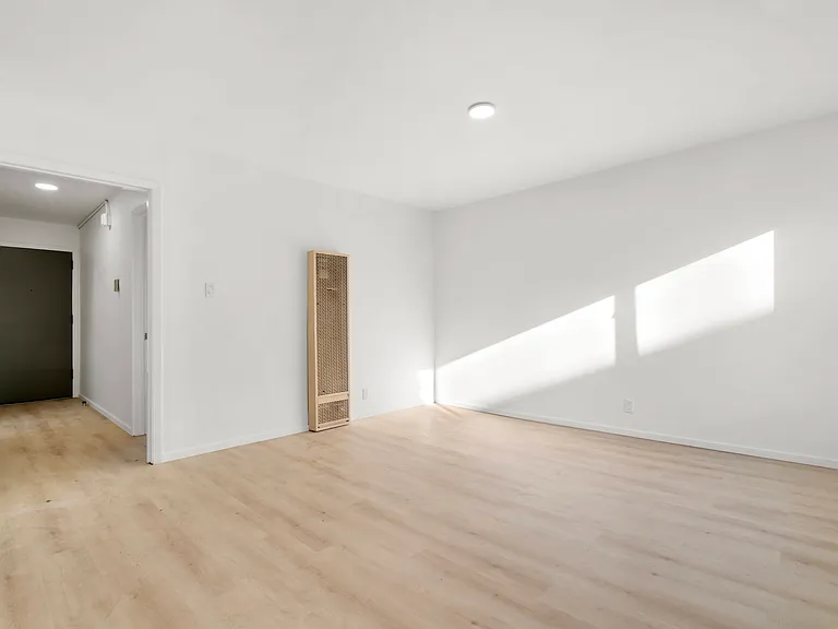 3334 San Bruno Ave #7 — Photo 4
