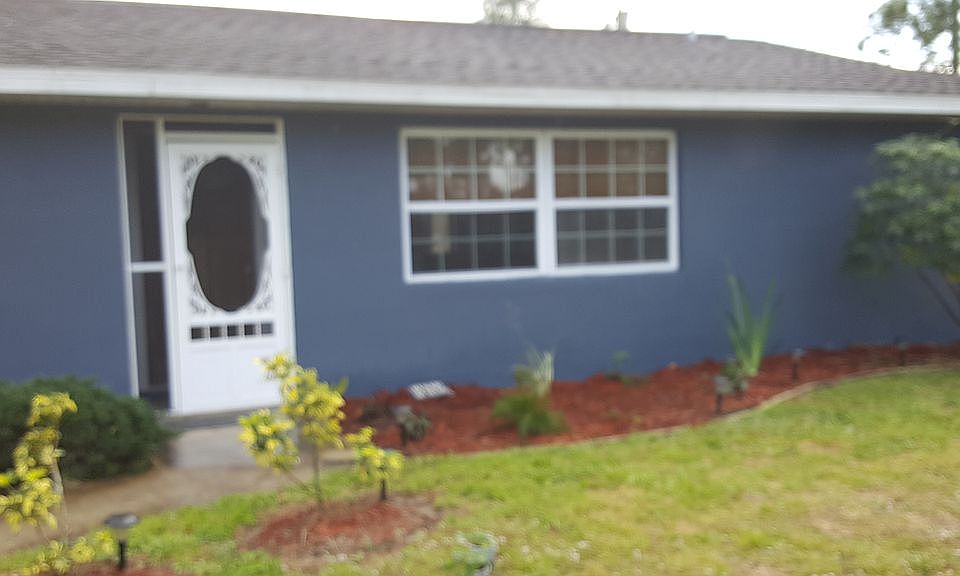 2nd image of 3304 E 3rd St