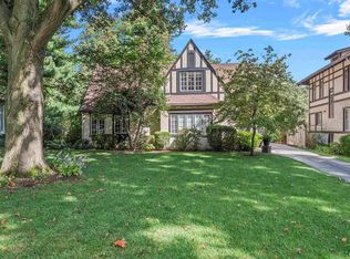 1138 W College Ave, Jacksonville, IL 62650