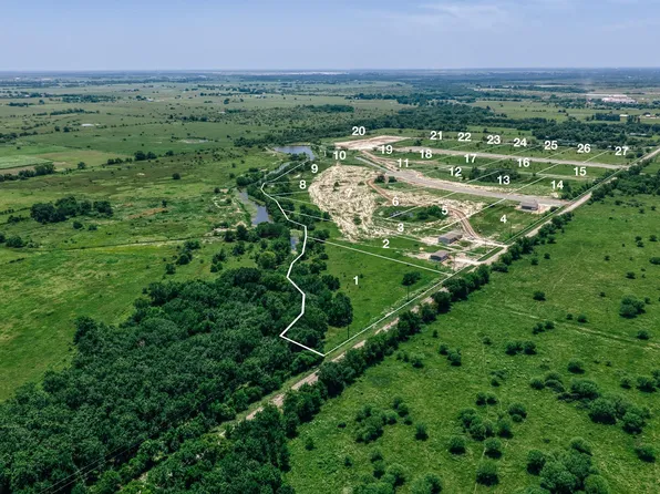 1008 Mustang Crossing Dr, Waller, TX 77484