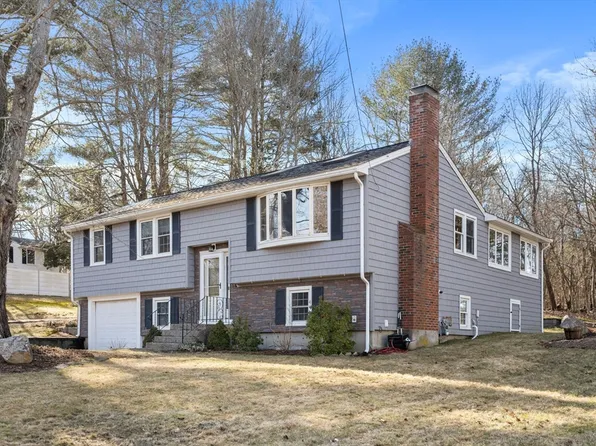 5 Englewood Dr, Wilmington, MA 01887