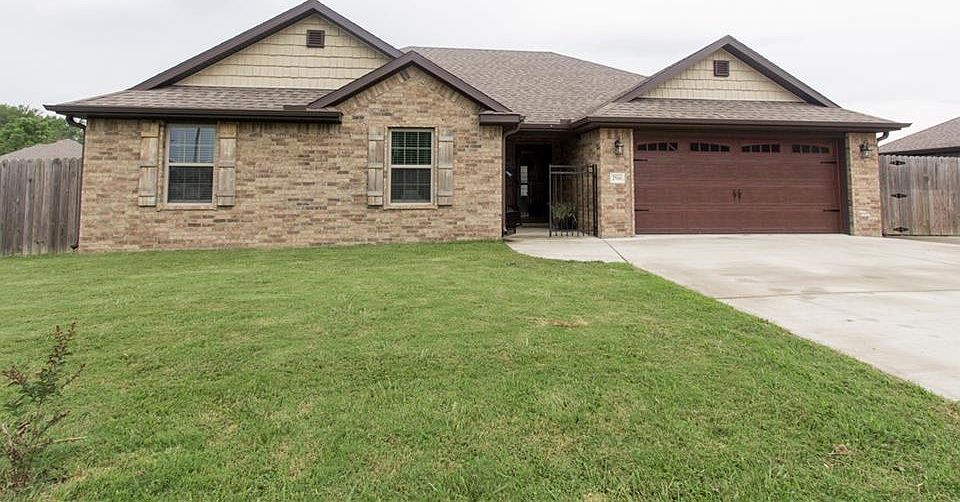 1st image of 2566 Harris Dr