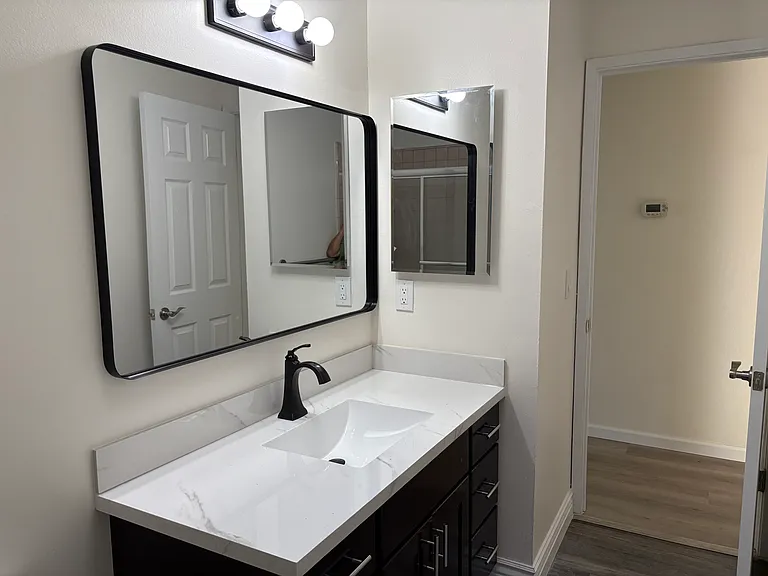 781 Nuttal Oak Ct — Photo 3