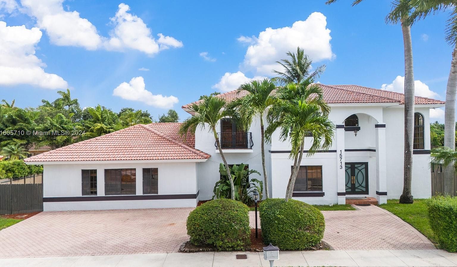 15713 SW 46th Ter, Miami, FL 33185 | Zillow