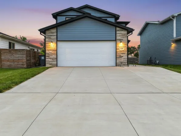 1640 SW 28th St, Lincoln, NE 68522