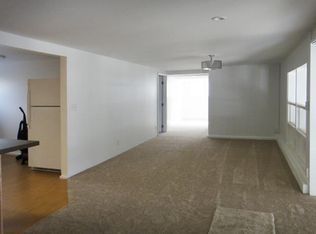 99-679 Halawa Dr #B, Aiea, HI 96701