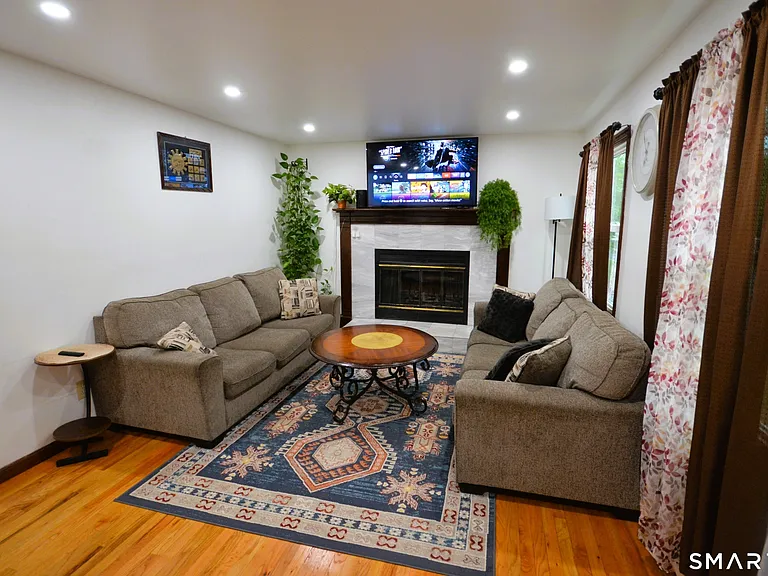430 Berkeley Rd — Photo 5