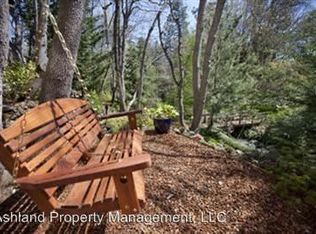 1040 Canyon Park Dr, Ashland, OR