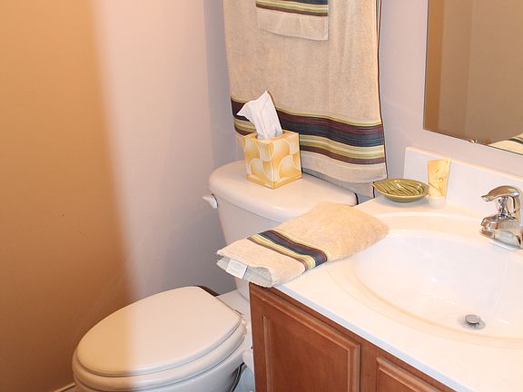 3rd image of 4660 Trumhall Dr