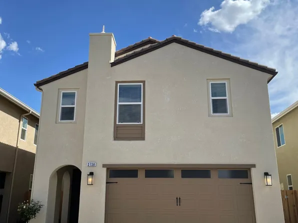 3738 Graystoke Way, Clovis, CA 93619