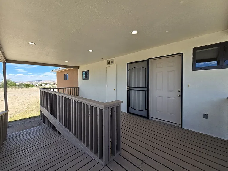 18340 US Highway 84/285 — Photo 3
