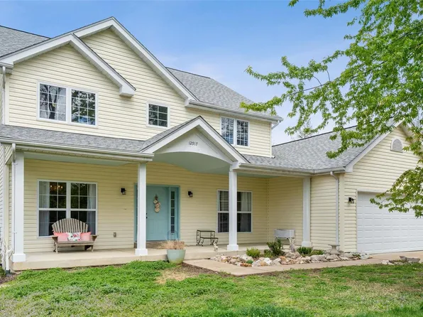 12917 Gallagher Rd, Saint Louis, MO 63141