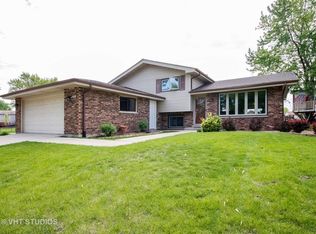 16532 Parliament Ave, Tinley Park, IL