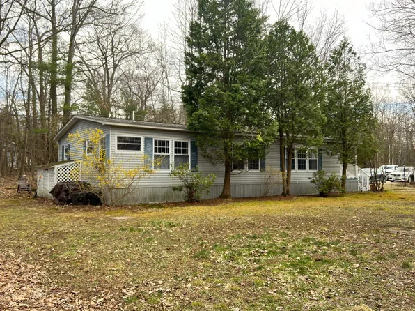 4 Elm Place, Loudon, NH 03307