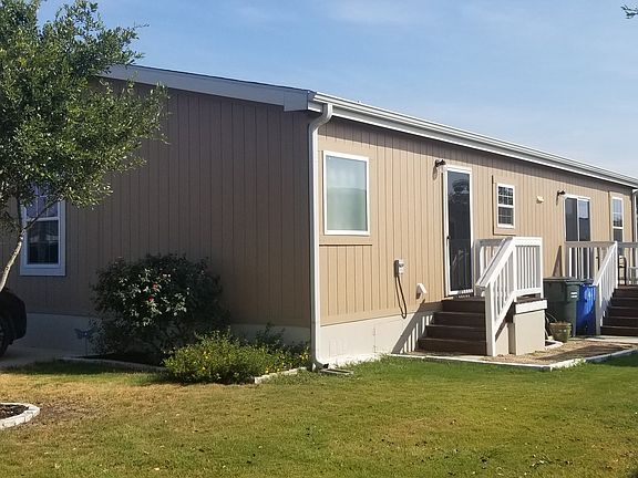 3rd image of 5849 Arcadia Cir #38