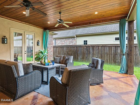 5th image of 213 Gleneagles Cir