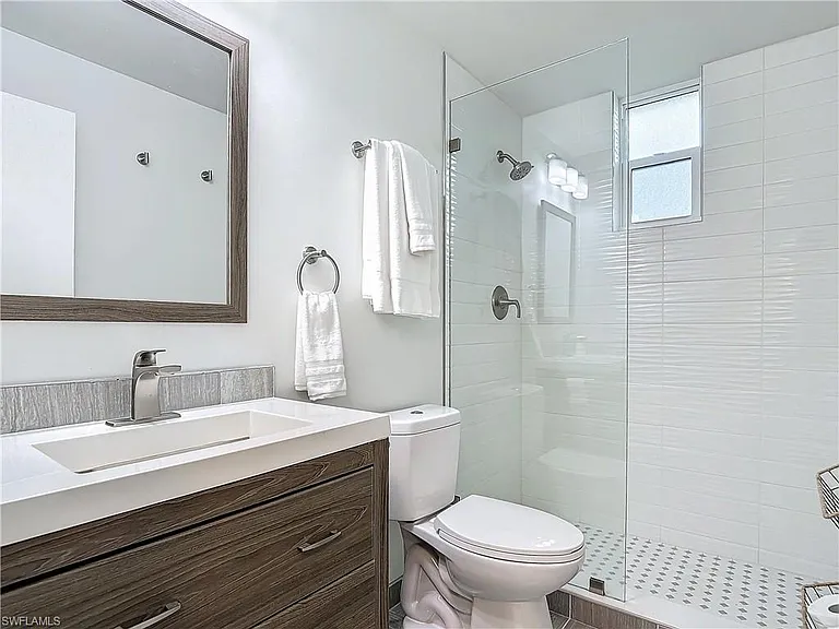 4613 SE 5th Ave #108 — Photo 13