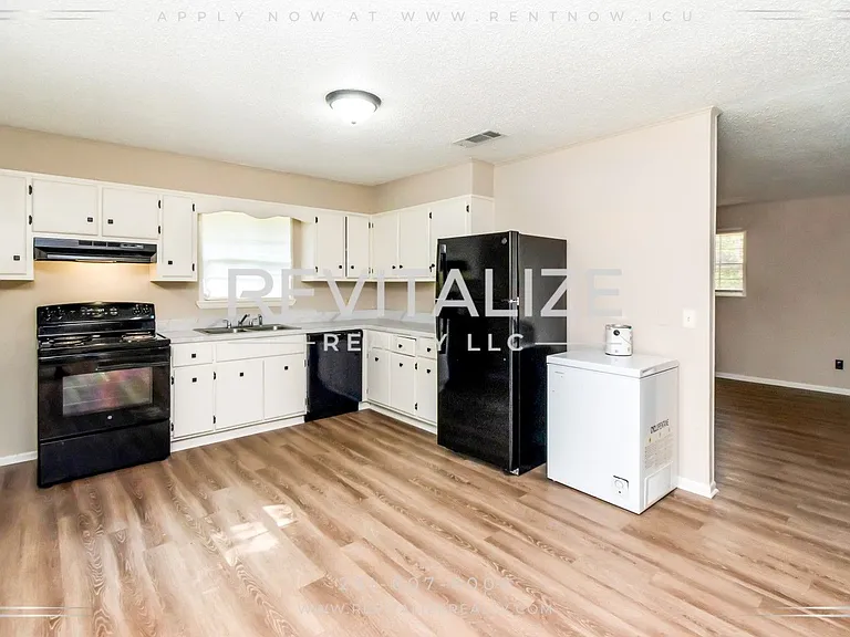1803 Runnels Rd — Photo 8