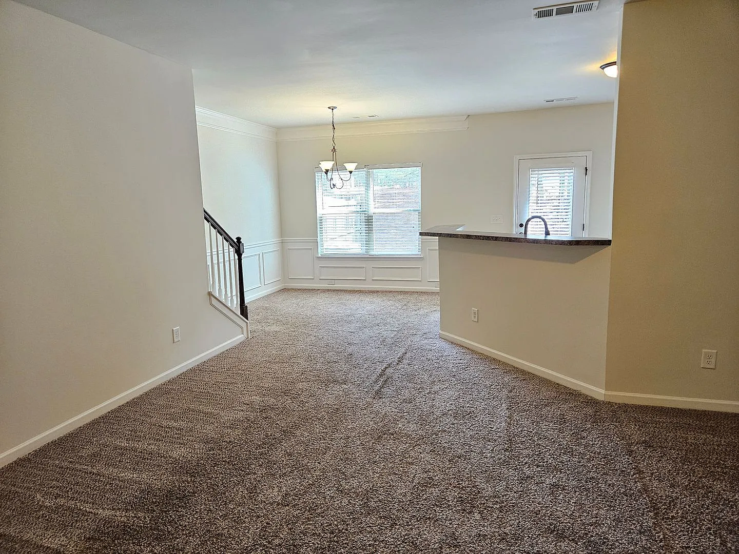 Nice 3 bed 2.5 bath Townhouse located in Acworth — Photo 3