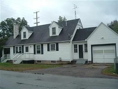 3955 Old Riverside Dr photo 1