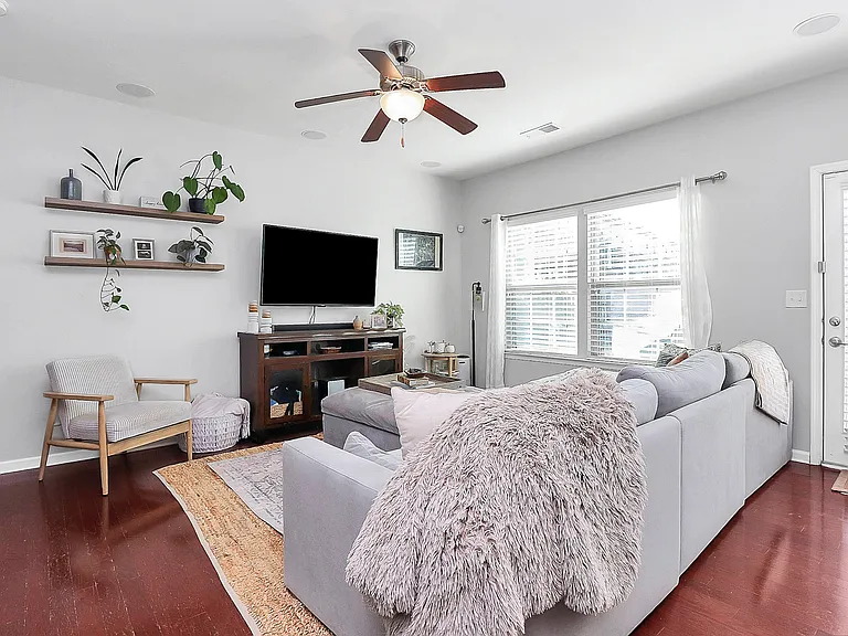 3347 Major Samuals Way — Photo 30