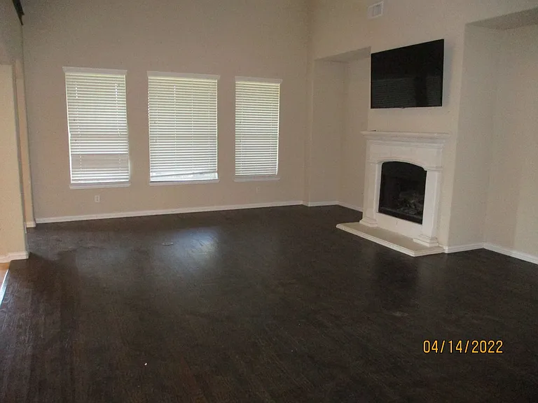 2505 Mesa Glen Dr — Photo 12