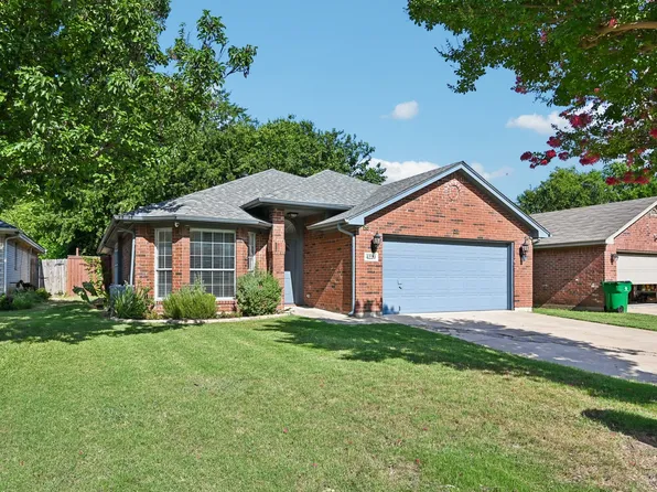 4220 Maryanne Pl, Haltom City, TX 76137