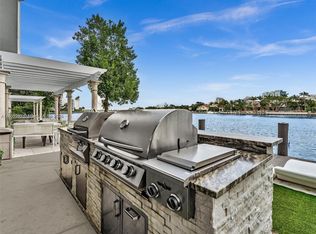 9821 E Bay Harbor Dr UNIT 805, Bay Harbor Islands, FL 33154