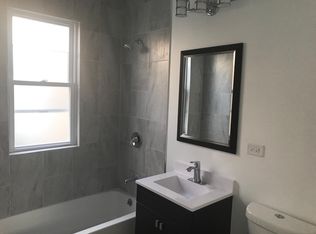 4213 W Hirsch St, Chicago, IL 60651