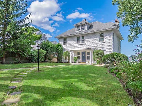 3rd image of 40 Prospect Avenue