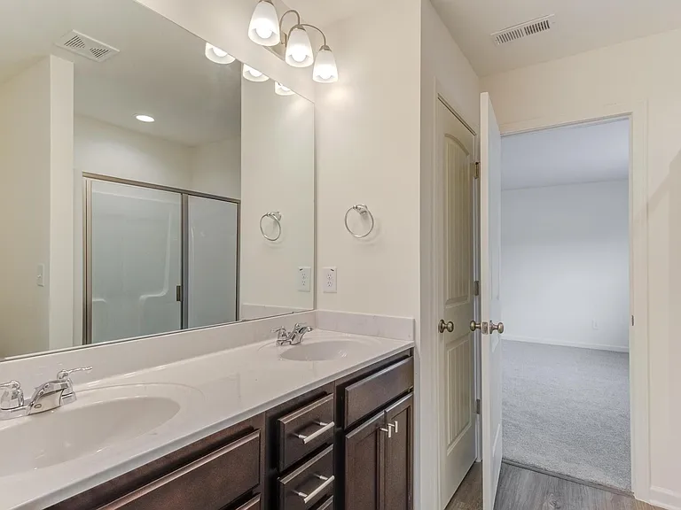 2820 Killian Ct — Photo 18