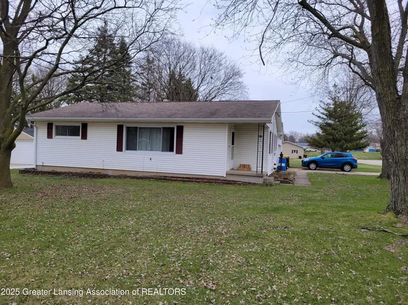 700 N Mead St, Saint Johns, MI 48879