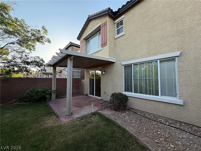 8641 Canfield Canyon Ave — Photo 20