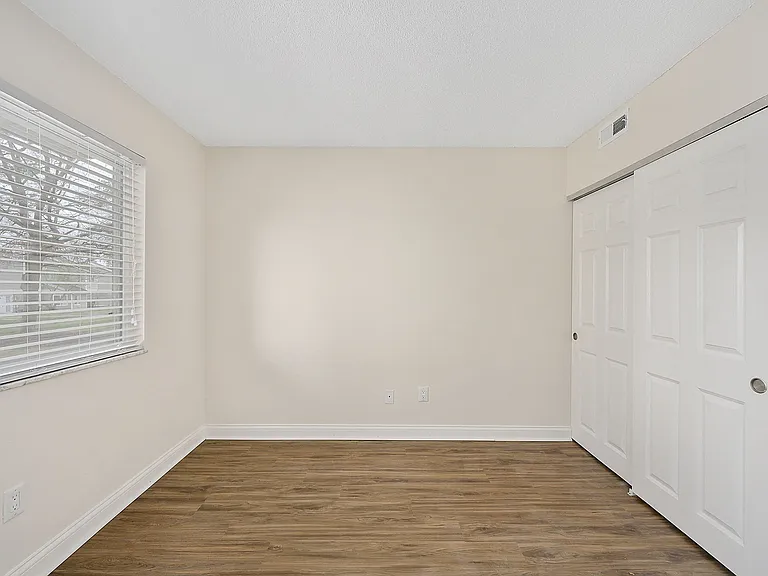 Harpers Point Apartments* — Photo 101