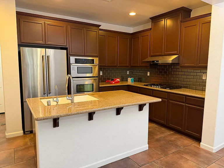 3118 Fioli Way — Photo 4